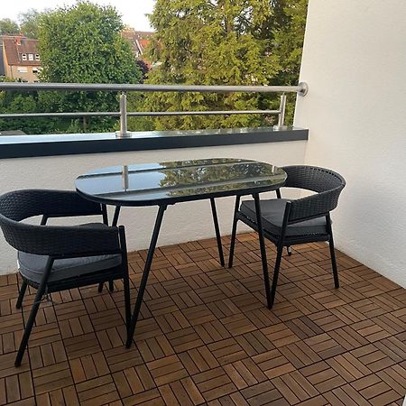 Moderne Ferienwohnung In Gelsenkirchen-Schalke Fuer 1 Bis 7 Personen Mit Terrasse, Ideal Fuer Gruppen & Stadionbesuche Exterior photo